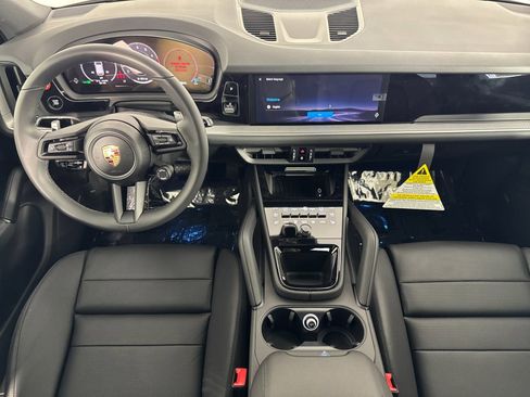 New 2026 Porsche Cayenne image 6