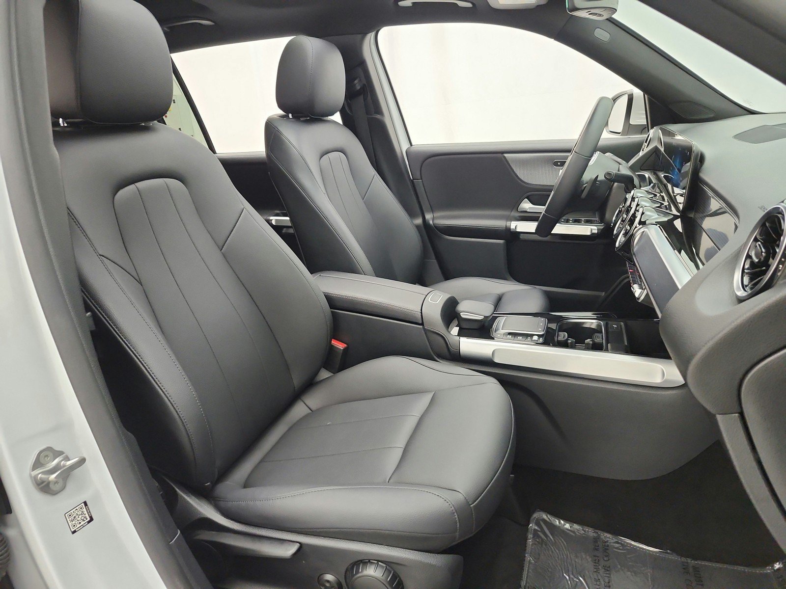 Used 2022 Mercedes-Benz GLB 250 image 20