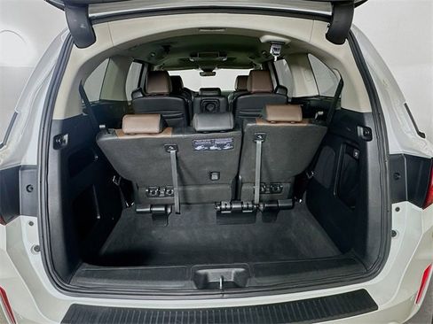 Certified 2025 Honda Odyssey Elite image 34