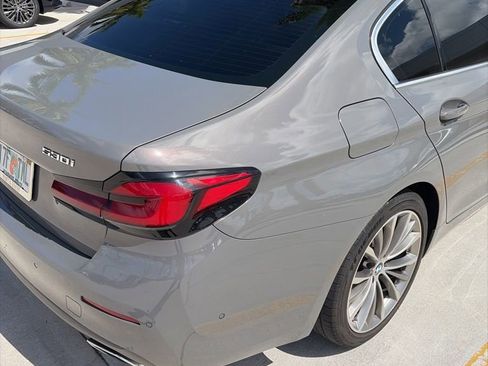 Used 2021 BMW 530i w/ Premium Package RWD image 6