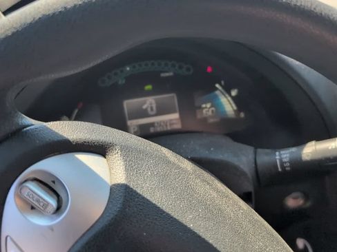 Used 2016 Nissan Leaf S w/ Charger Package FWD image 15
