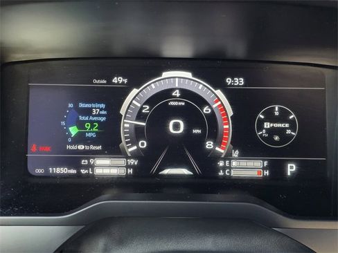 Used 2025 Toyota Tundra Limited image 13