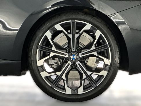 Used 2025 BMW 230i Coupe w/ Convenience Package image 11