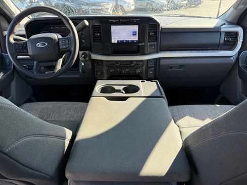 Used 2024 Ford F350 XLT image 19