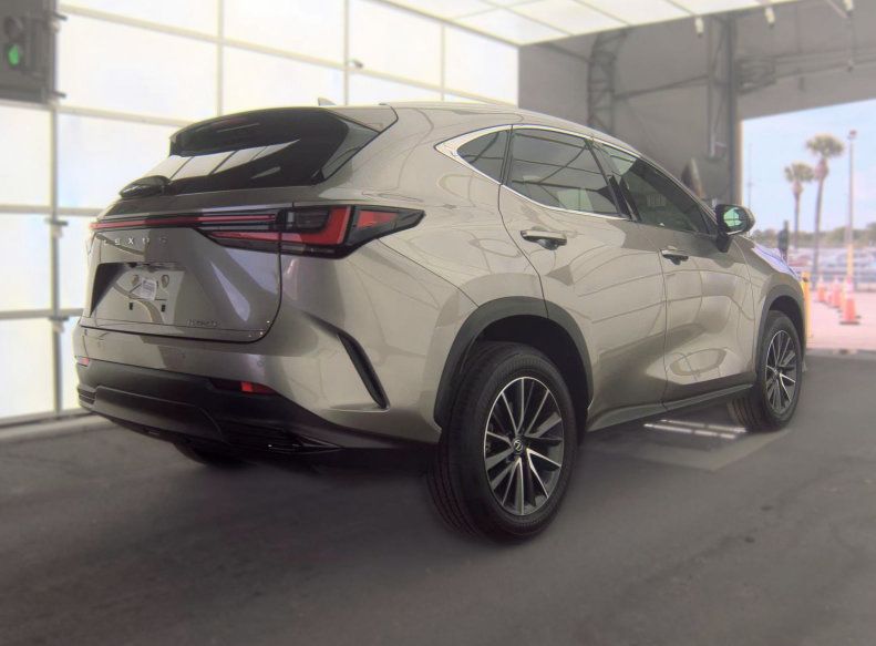 Used 2025 Lexus NX 250 FWD w/ Accessory Package (K3) image 3