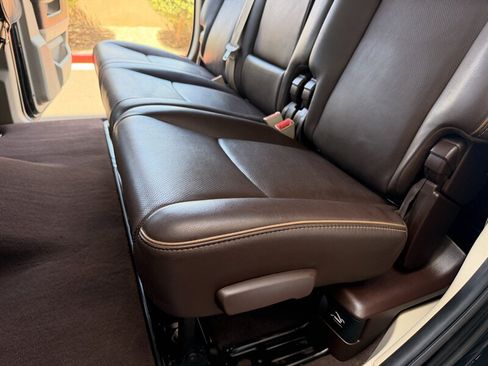 Used 2018 RAM 3500 Laramie Longhorn AWD/4WD image 41