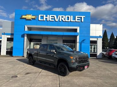 New 2026 Chevrolet Silverado 1500 Custom Trail Boss w/ LPO, Dark Essentials Package