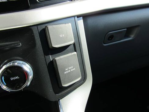 Certified 2022 Ford F150 XLT w/ Equipment Group 302A High image 25