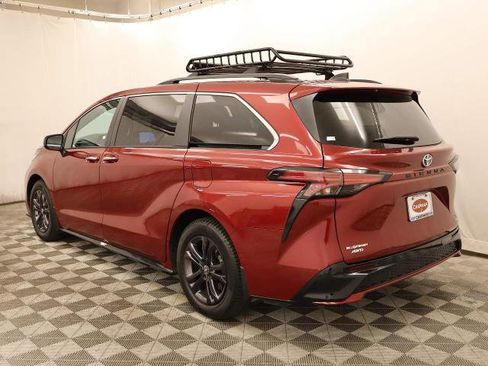 Used 2024 Toyota Sienna XSE w/ XSE Plus Package AWD/4WD image 9