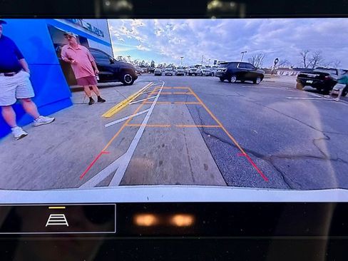 Used 2024 Chevrolet Malibu LT image 7