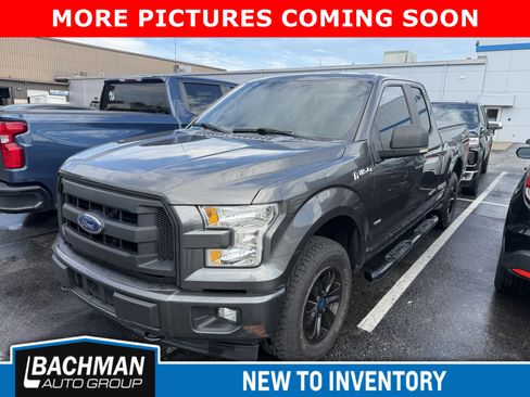 Used 2017 Ford F150 XL w/ Equipment Group 101A Mid AWD/4WD image 3