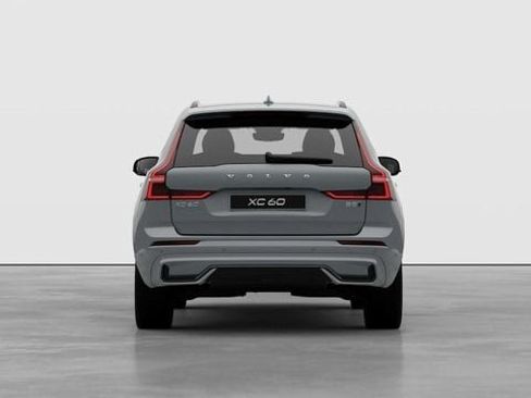 New 2026 Volvo XC60 B5 Ultra w/ Protection Package Premier image 4