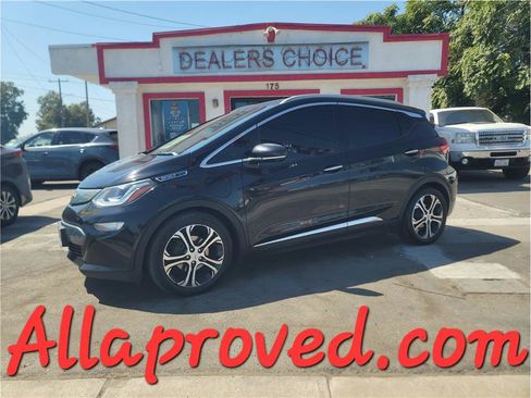 Used 2017 Chevrolet Bolt Premier w/ Driver Confidence II Package FWD image 1