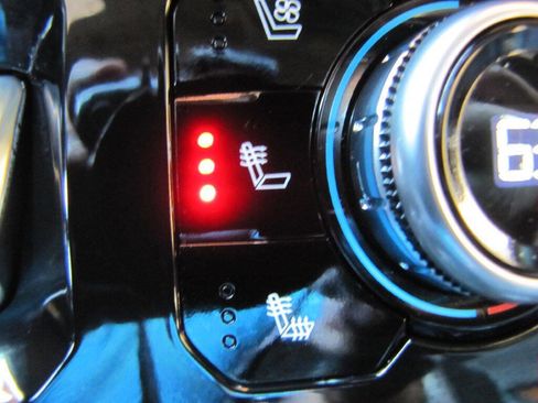 Used 2023 GMC Sierra 1500 AT4 w/ Technology Package image 45