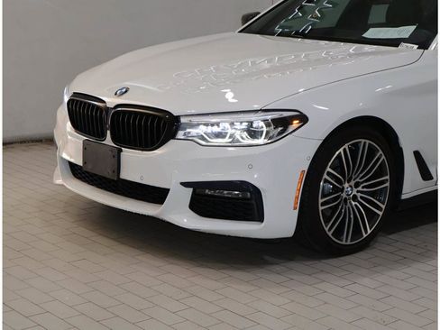 Used 2019 BMW 540i xDrive w/ M Sport Package AWD/4WD image 2
