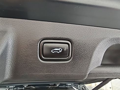 Used 2024 Hyundai Palisade Calligraphy image 43