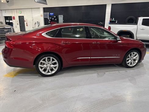 Used 2019 Chevrolet Impala Premier w/ Premier Convenience Package FWD image 9