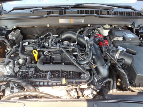 Certified 2020 Ford Fusion SE FWD image 11