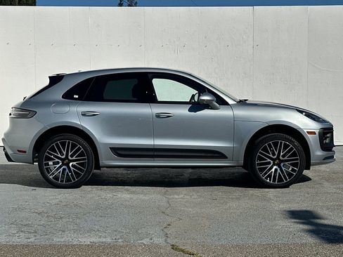 Used 2024 Porsche Macan GTS AWD/4WD image 2
