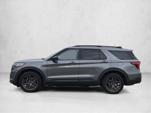 Certified 2025 Ford Explorer ST-Line w/ ST-Line Street Pack AWD/4WD image 8