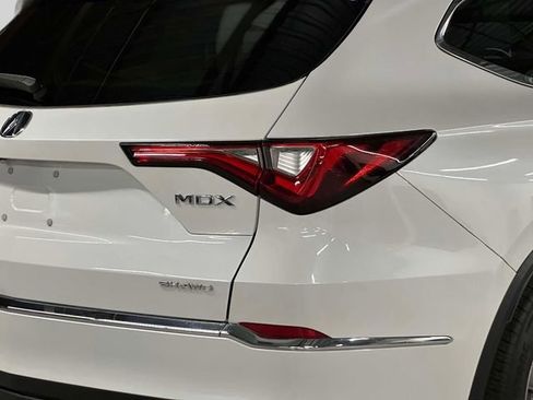 Certified 2023 Acura MDX SH-AWD image 11