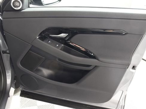 Certified 2026 Land Rover Range Rover Evoque S AWD/4WD image 18