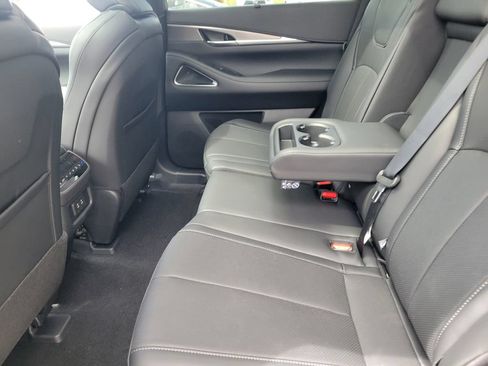 Certified 2026 INFINITI QX60 Luxe w/ Cargo Package AWD/4WD image 36