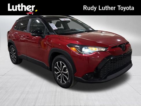 Certified 2023 Toyota Corolla Cross AWD Hybrid w/ Moonroof Package image 1