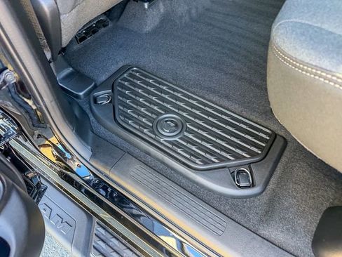 New 2026 RAM 1500 Express AWD/4WD image 26
