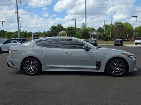Used 2022 Kia Stinger GT-Line w/ Sun & Sound Package RWD image 6