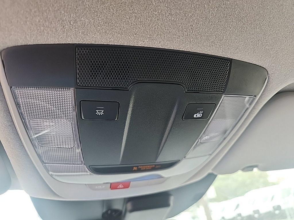 Certified 2024 Kia Niro Wind FWD image 25