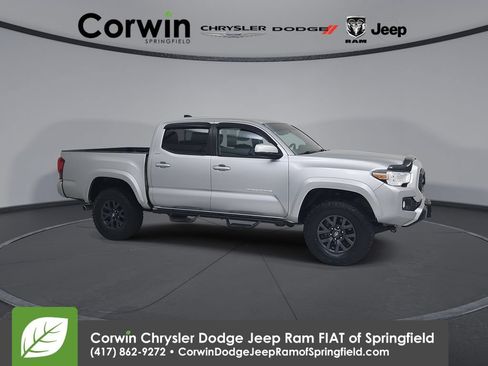 Used 2023 Toyota Tacoma SR5 w/ Technology Package AWD/4WD image 1