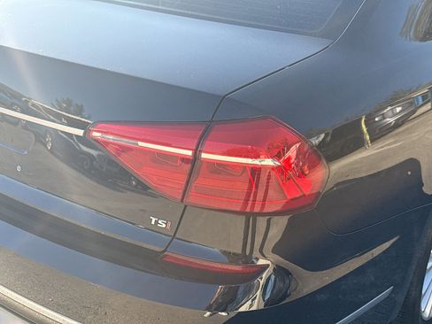 Used 2016 Volkswagen Passat 1.8T SE image 28