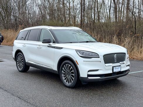 Used 2022 Lincoln Aviator AWD w/ Premium Package image 1
