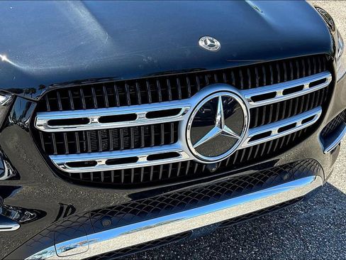 Used 2025 Mercedes-Benz GLE 350 4MATIC image 33