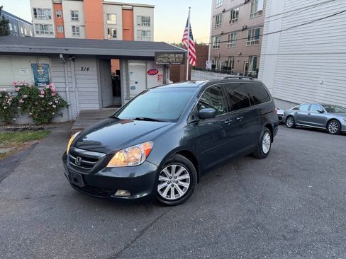 Used 2005 Honda Odyssey Touring image 2