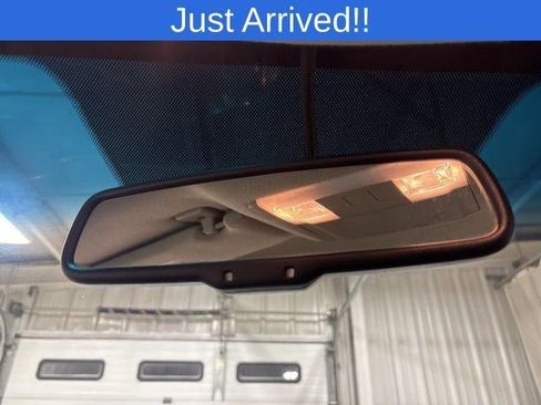 Used 2009 Ford Taurus SEL image 17