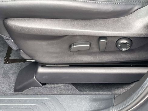 Certified 2025 Subaru Ascent Bronze Edition w/ Onyx Package image 21