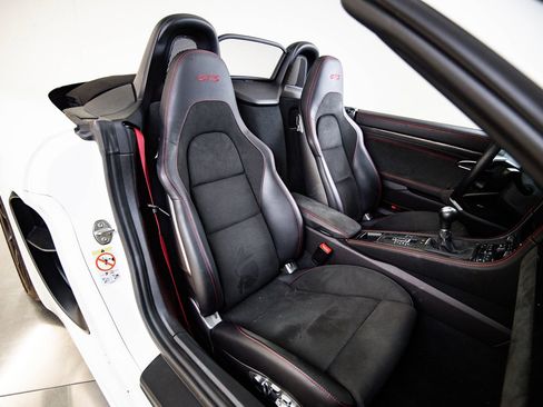 Certified 2024 Porsche 718 Boxster GTS image 28