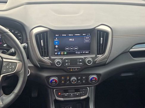 Used 2022 GMC Terrain AT4 w/ Tech Package image 17