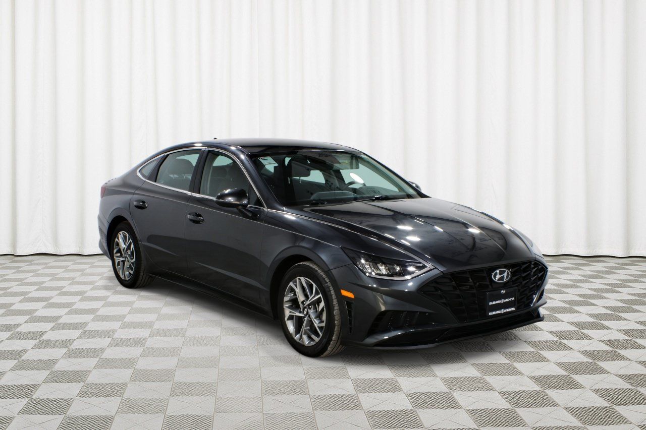 Used 2023 Hyundai Sonata SEL FWD image 1
