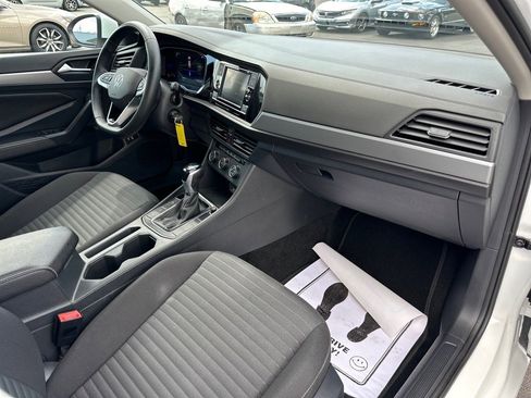 Used 2024 Volkswagen Jetta S image 20