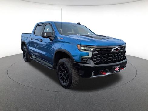 Used 2022 Chevrolet Silverado 1500 ZR2 w/ Technology Package image 1