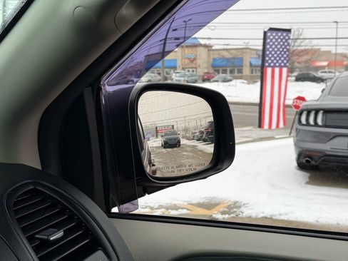 Used 2018 Dodge Grand Caravan SE w/ UConnect Hands-Free Group image 41