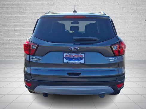 Used 2019 Ford Escape Titanium image 5