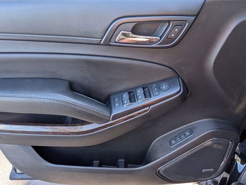 Used 2018 Chevrolet Tahoe LT image 33