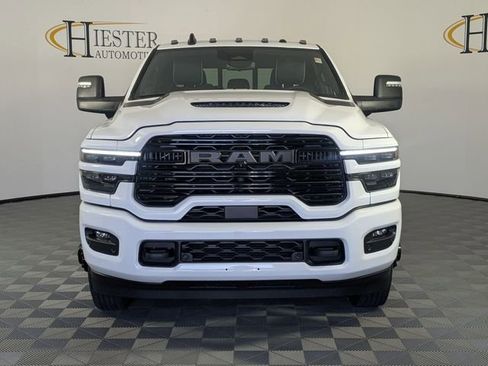 Used 2026 RAM 3500 Laramie AWD/4WD image 3