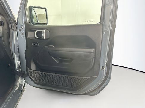 Used 2025 Jeep Wrangler Sport S w/ Convenience Group image 29