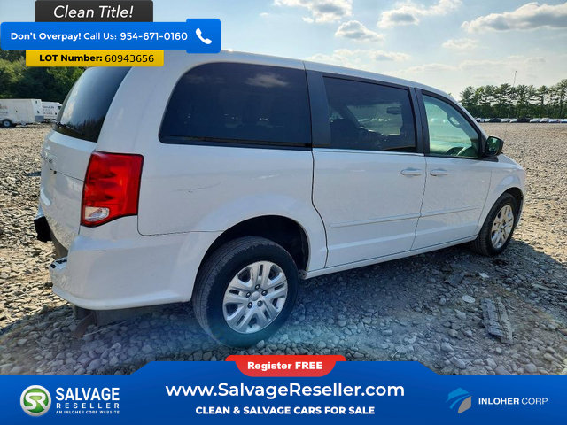 Used 2017 Dodge Grand Caravan SXT w/ Driver Convenience Group FWD image 4