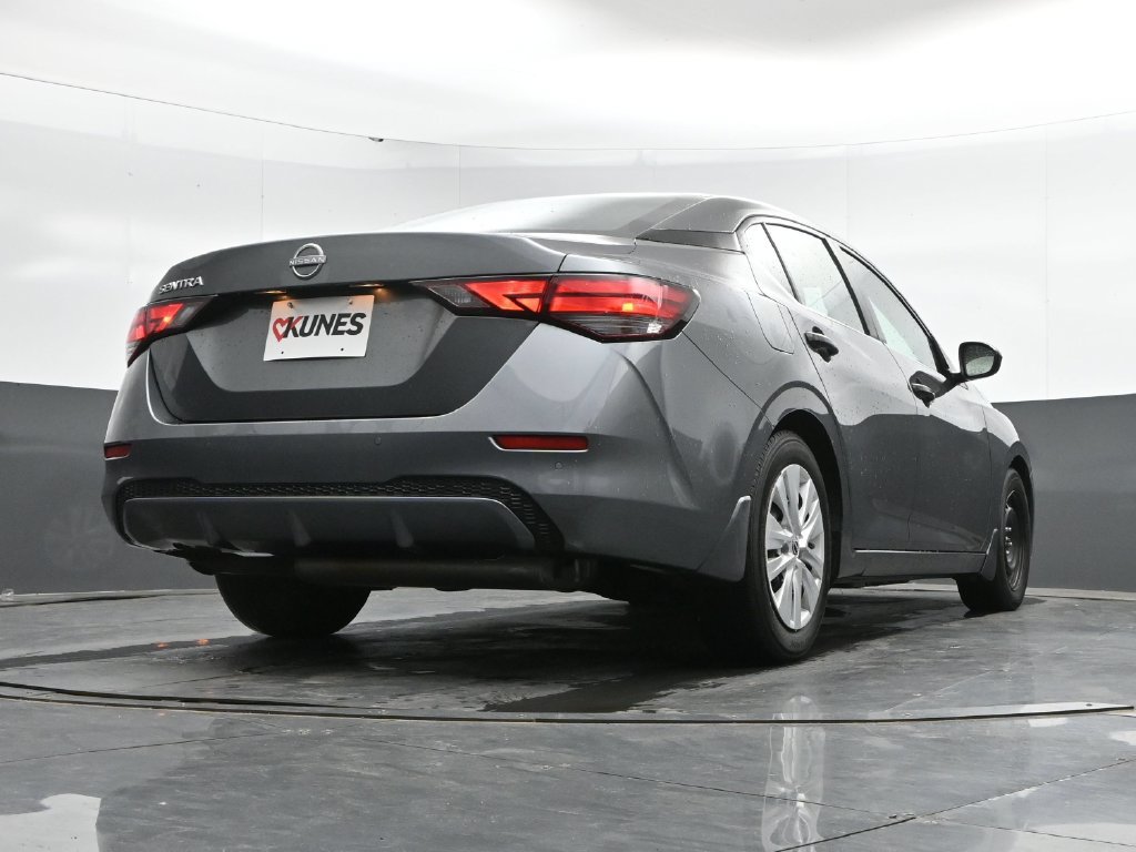 Used 2025 Nissan Sentra S FWD image 36